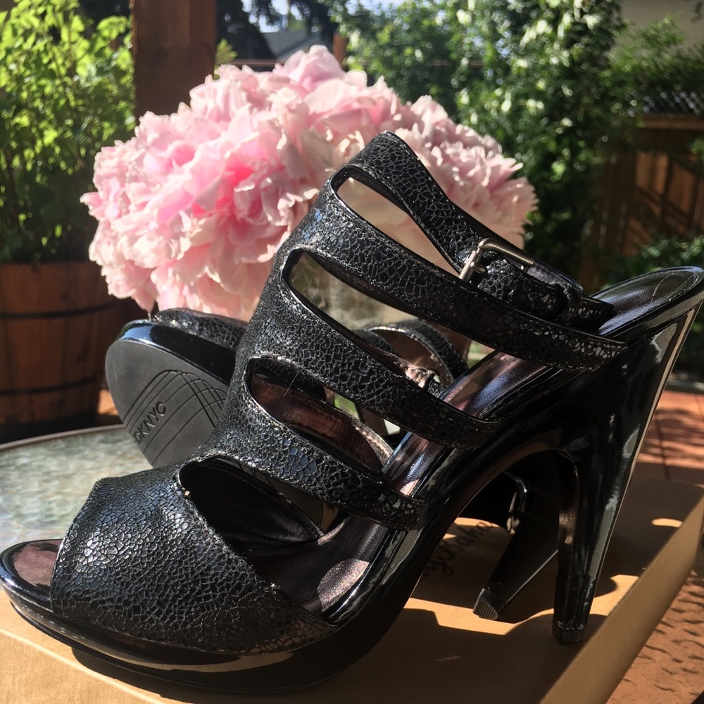 ✨ DKNYC Zuri Ankle Strap Heels NWOT